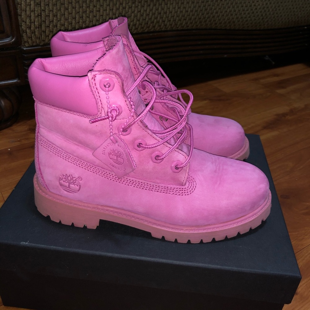 Pink timberlands - Picture 3 of 7